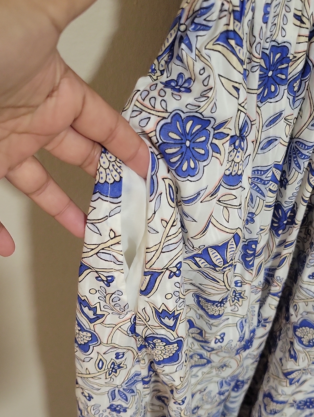 Caroline Constas White and Blue Floral Deep V Neckline Midi Dress Large - Picture 5 of 8